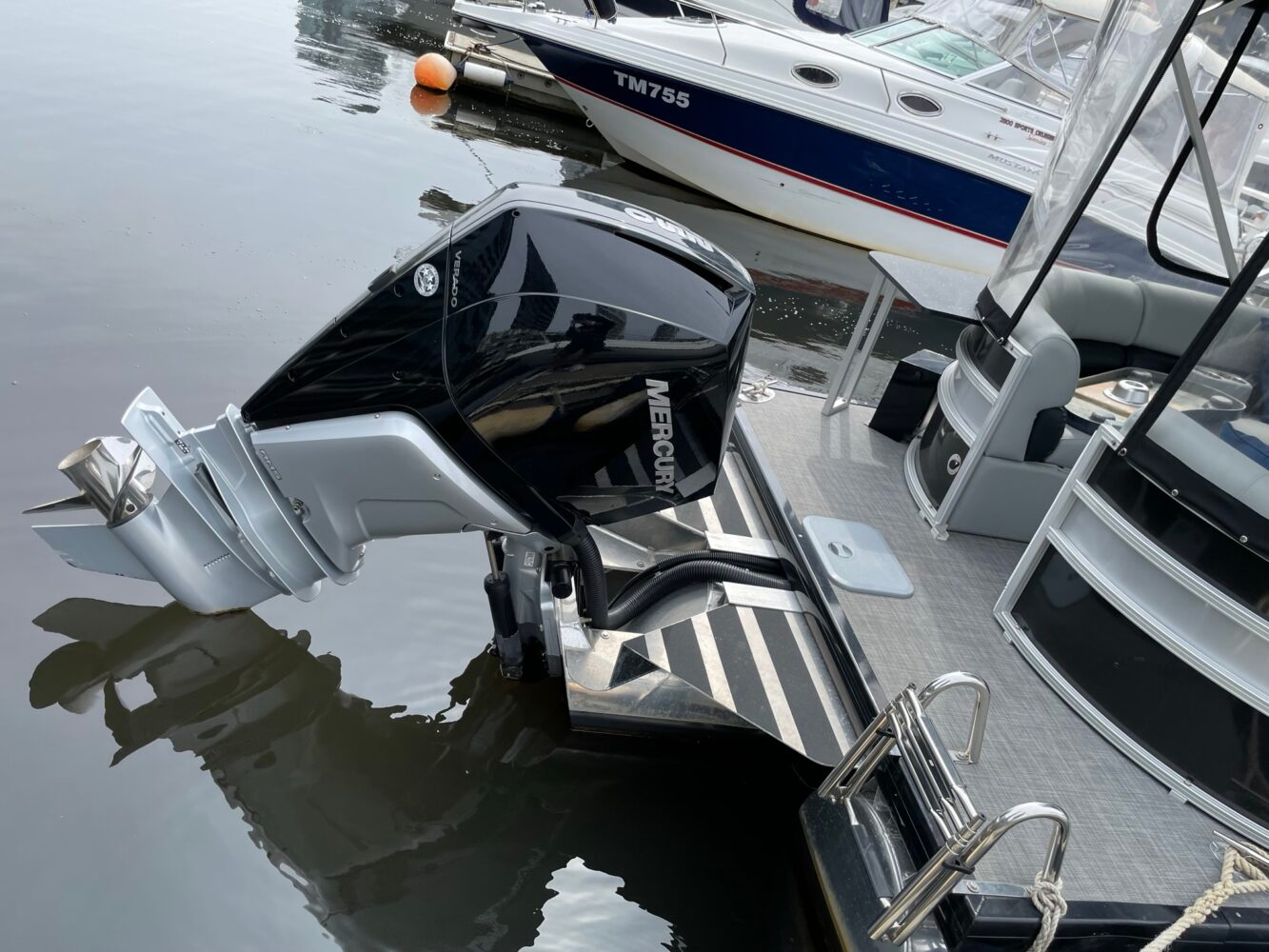 Runaway Bay Pontoon Boat. Tri hull.