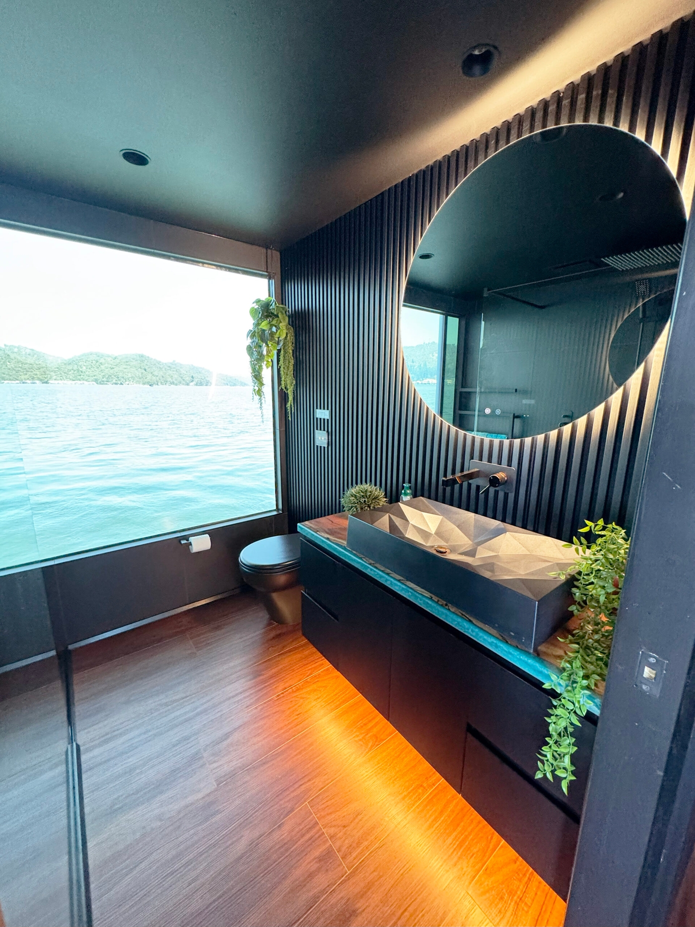 Featured Boat - ENVY